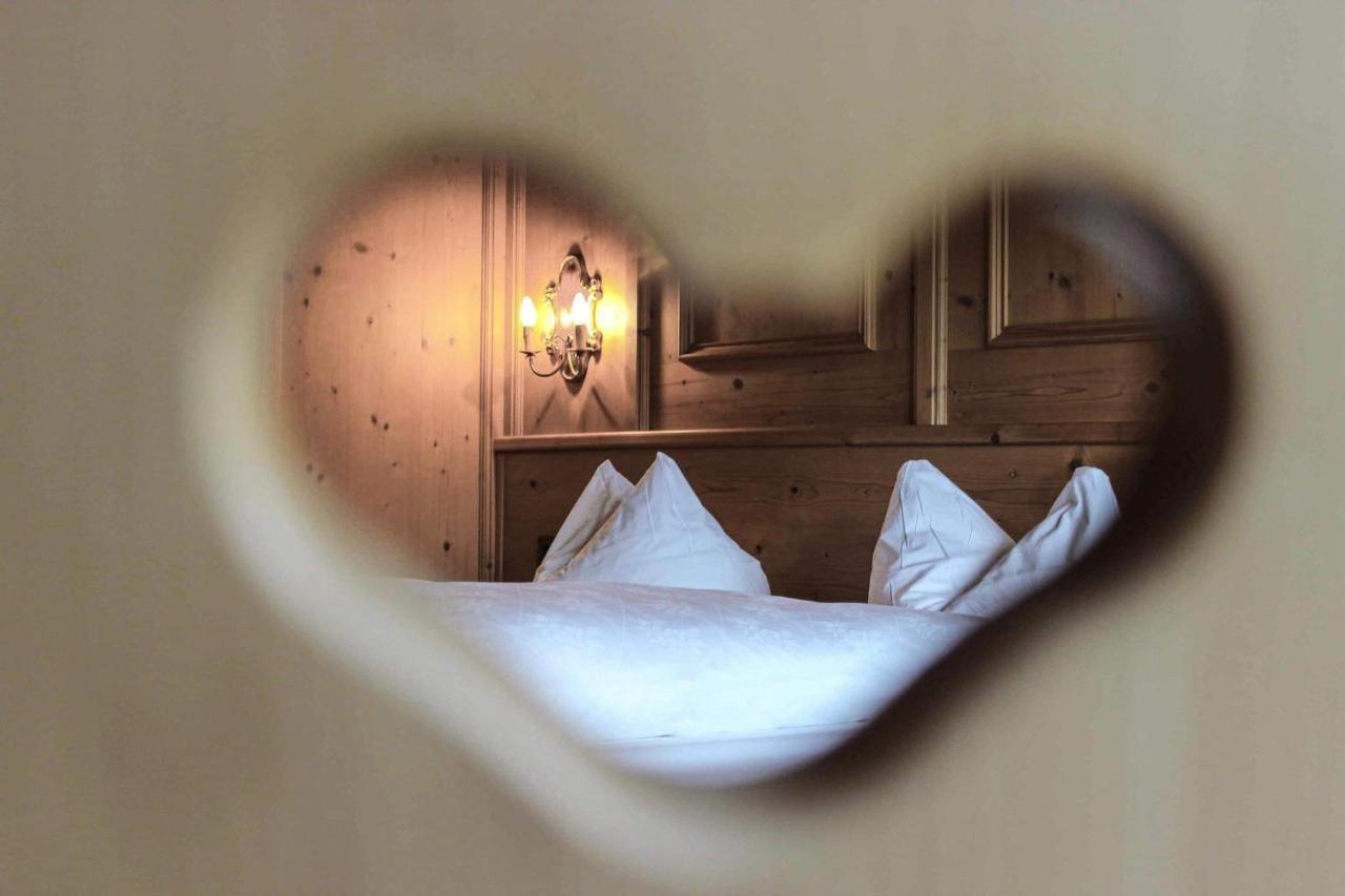 Hotel Pension Weiratherhof فينس المظهر الخارجي الصورة